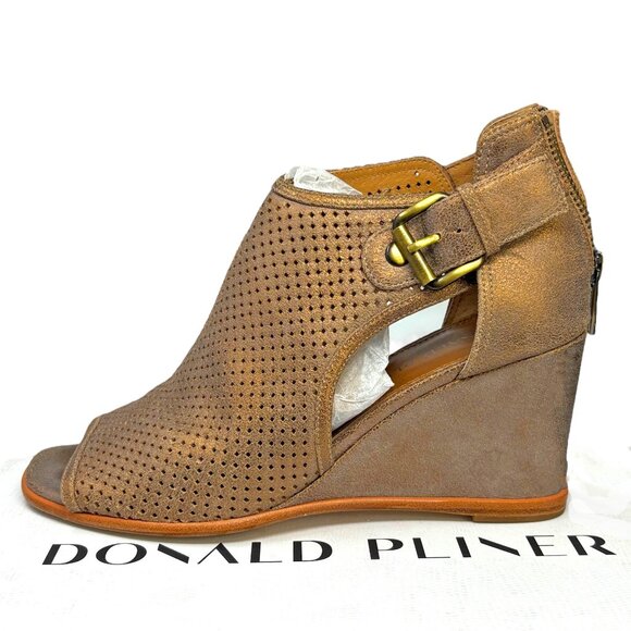 Donald Pliner Lottie Bronze Perforated Open Toe Wedge Heel - Picture 1 of 9